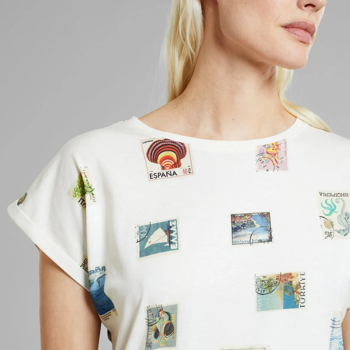 Dernières pièces - T-shirt crème estampillé Visby, coupe féminine (Destockage exclusif)