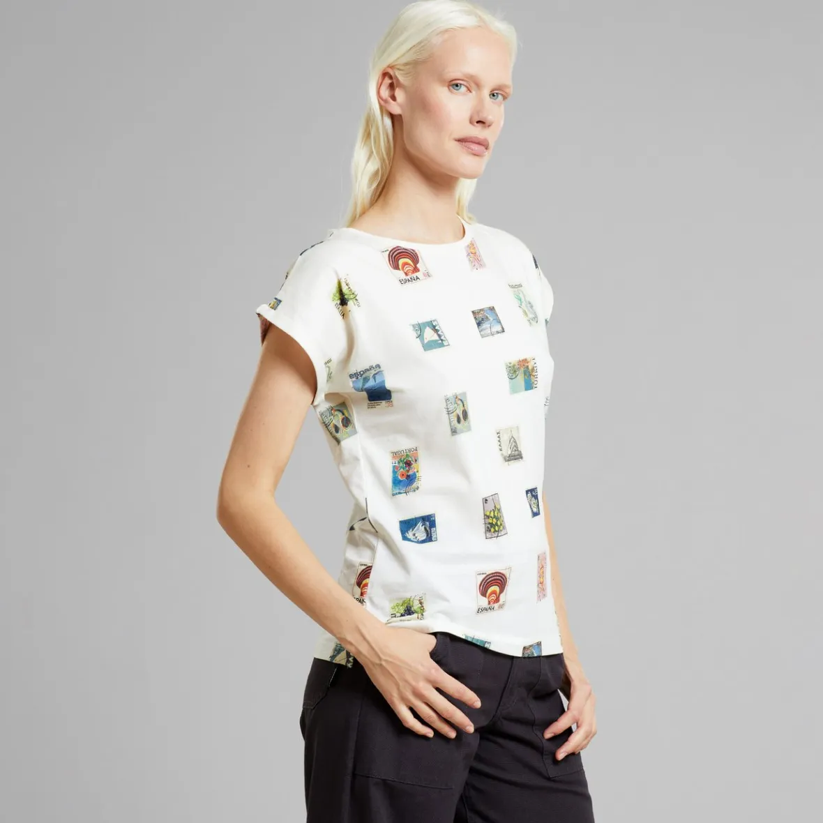 Dernières pièces - T-shirt crème estampillé Visby, coupe féminine (Destockage exclusif)