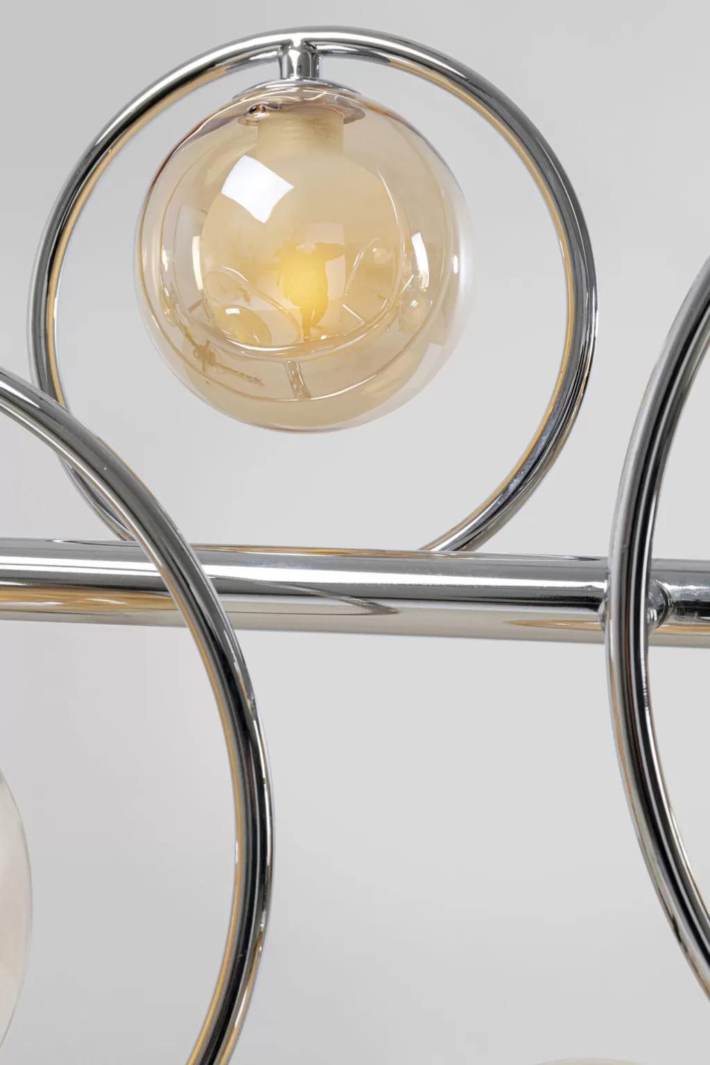 Lustre suspendu design KARE Universe - Chromé brillant, 110 cm pour intérieur contemporain