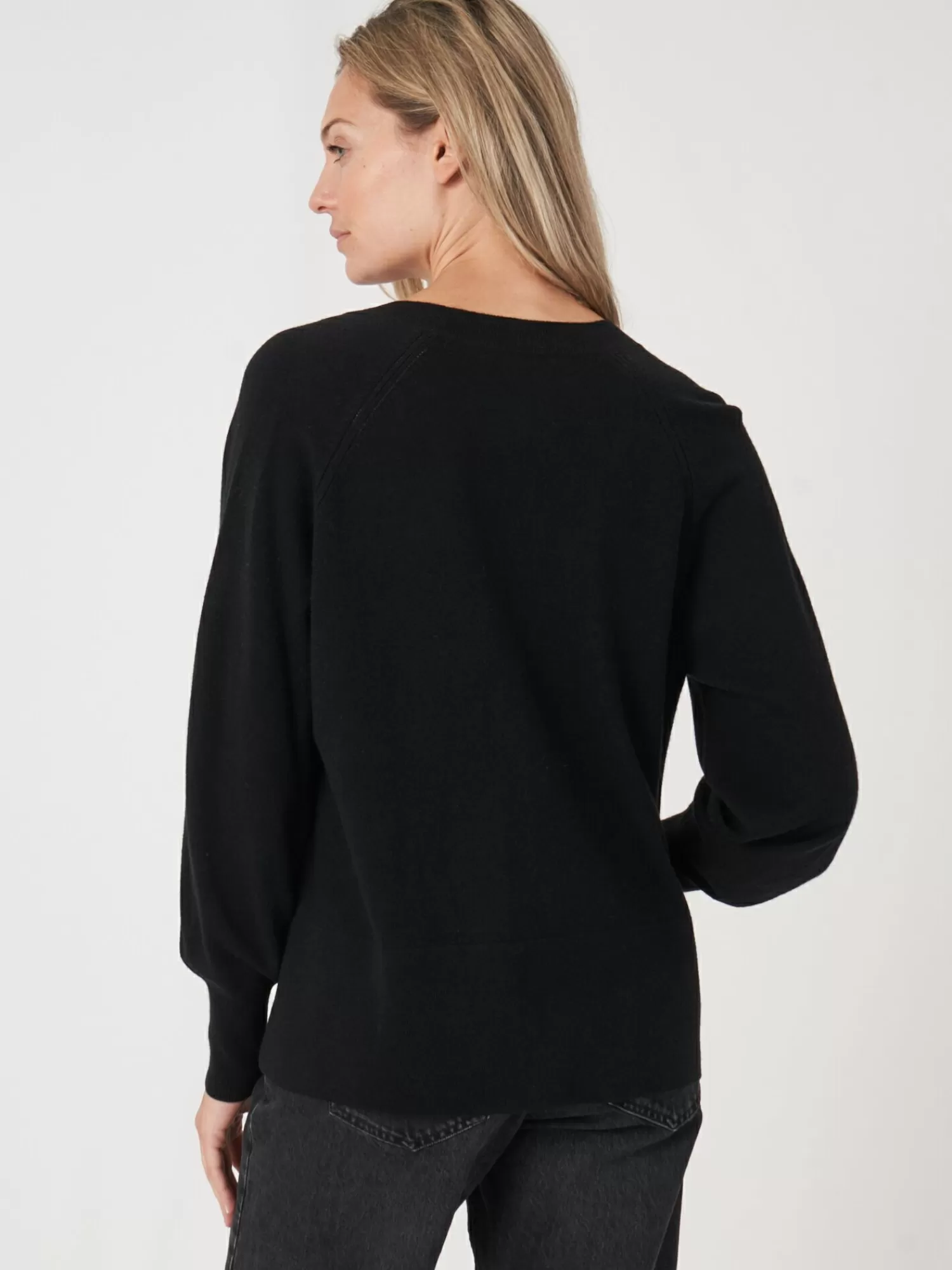 Gilet Femme Élégant avec Boutons et Manches Ballon Raglan - Modèle Déstockage