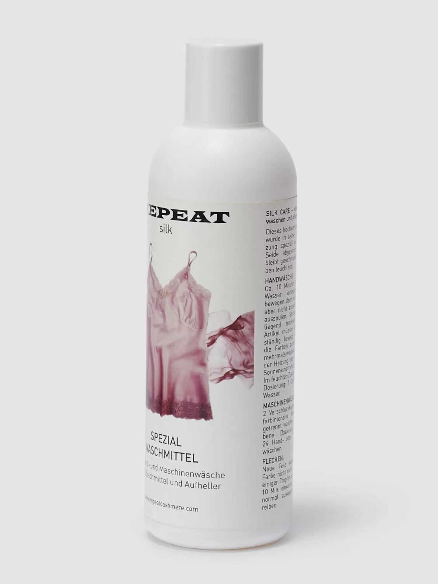 Soin Lavant Doux en Ligne pour Soie - Lessive Spéciale et Produits de Beauté Féminins