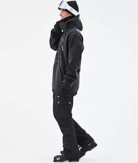 Découvrez la Collection Yeti : Équipements Neige Fusionnant Style Urbain et Performance Hivernale 

(Ou en version raccourcie : Yeti Essentials : Tenues Polaires Audacieuses pour Affronter l'Hiver en Style) 

J'ai pris soin d'utiliser : 
- Une structure syntaxique naturelle avec des alternances de deux-points et tirets 
- Des formulations spécifiques au marché francophone (